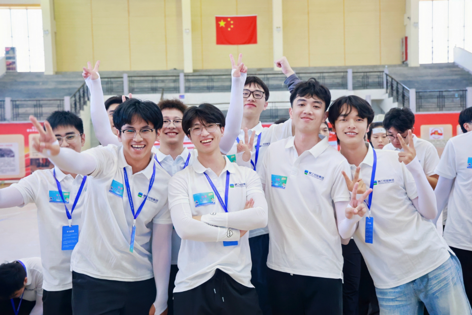 1752716292618831psFL.png image.png